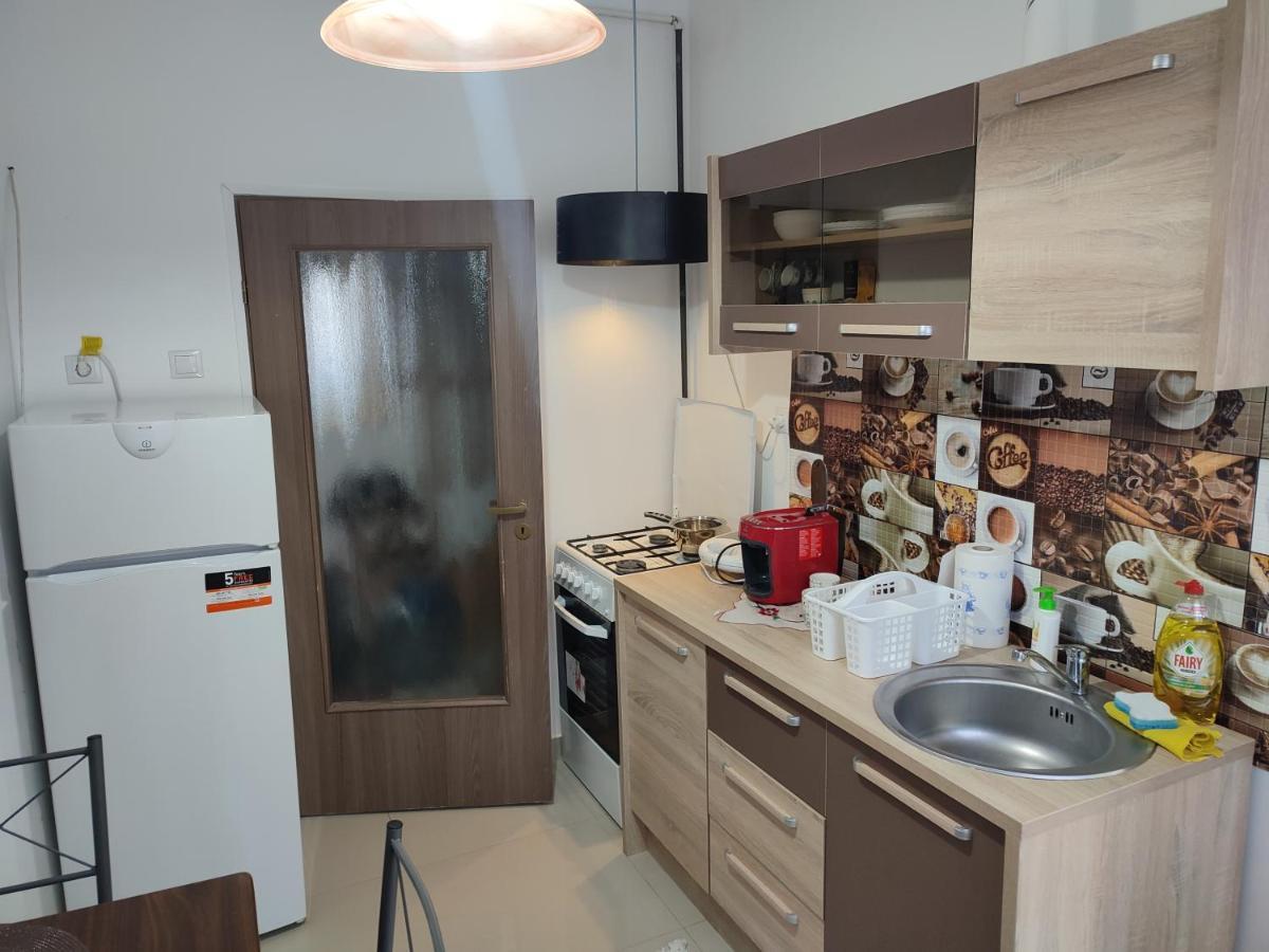 Lovely 1 Bedroom Apartment In City Centre, Sleeps 4 ! 图尔达 外观 照片