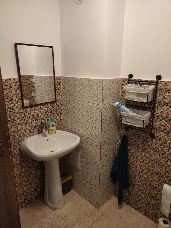 Lovely 1 Bedroom Apartment In City Centre, Sleeps 4 ! 图尔达 外观 照片