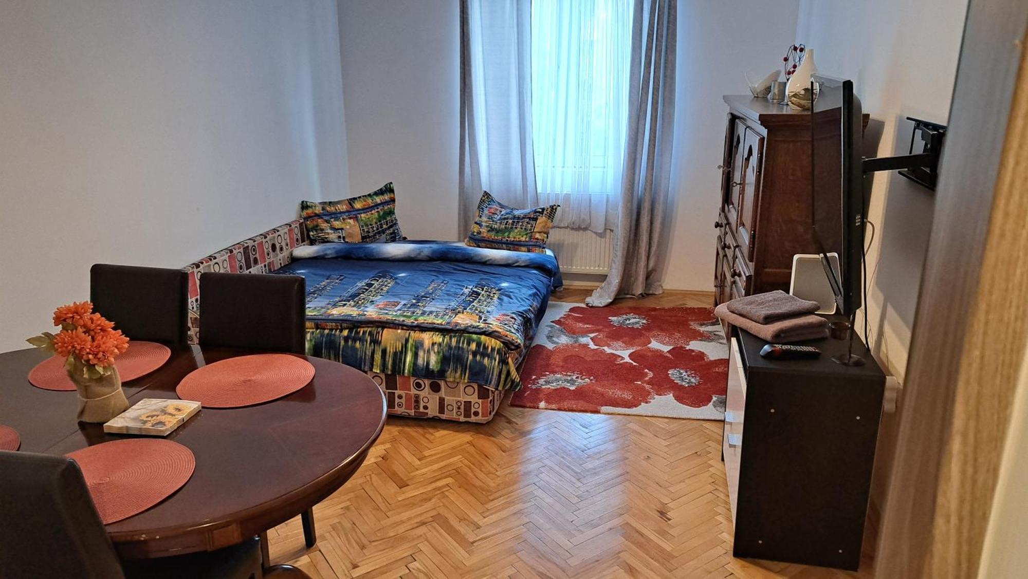 Lovely 1 Bedroom Apartment In City Centre, Sleeps 4 ! 图尔达 外观 照片